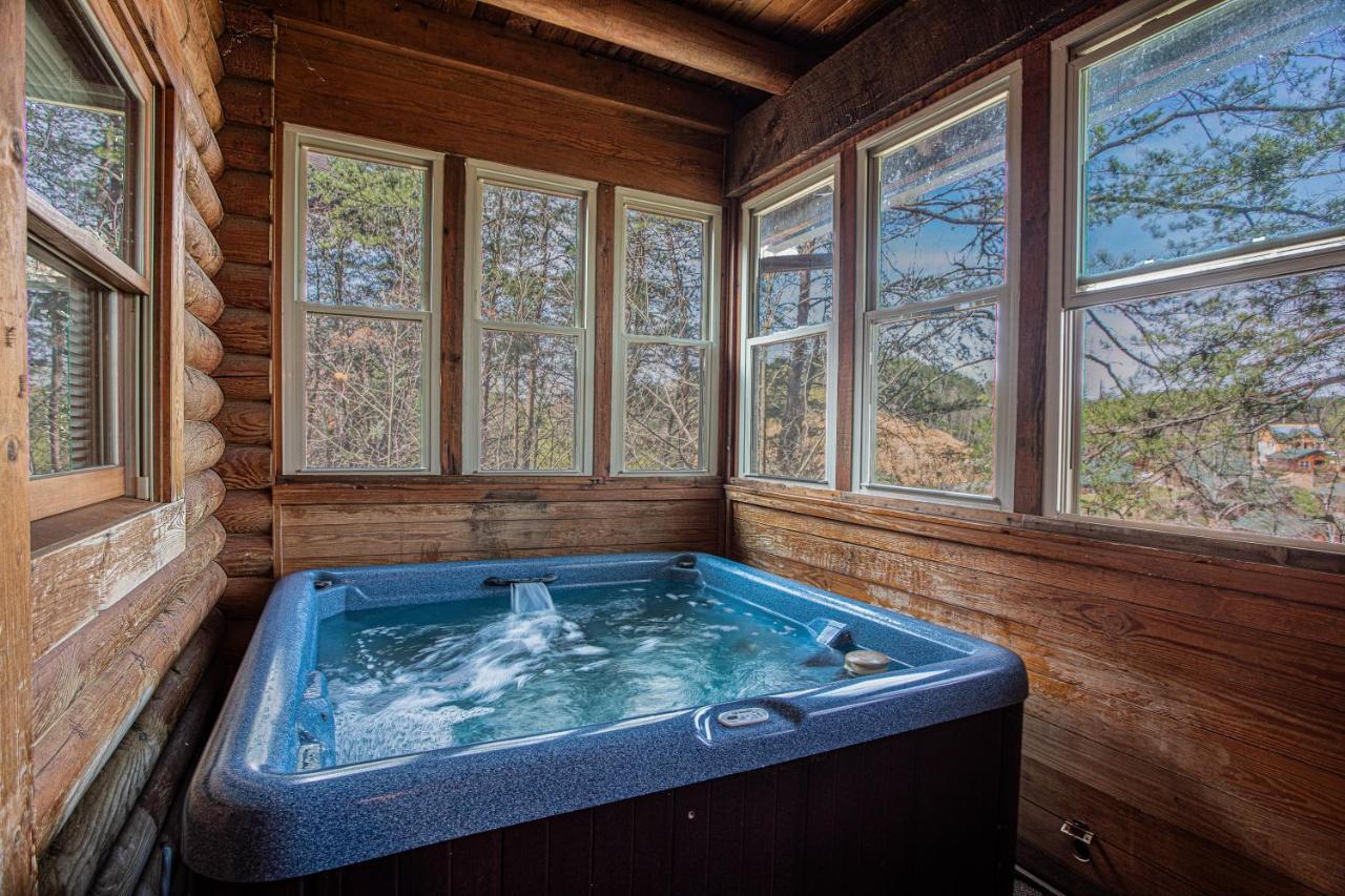 Great Wolf Cabin In Pigeon Forge! Exterior foto